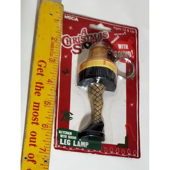 A Christmas Story Leg Lamp Knocker + Talking Leg Lamp Keychain Collectibles NECA - Picture 12 of 13